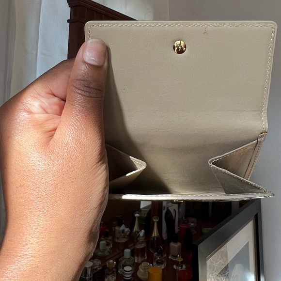 Authenticated Louis Vuitton monogram vernis wallet - LV wallet - Designer wallet - Picture 17 of 17